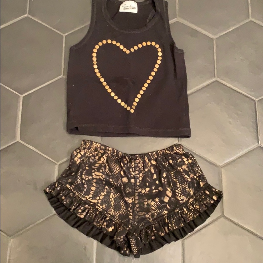 Adorable boutique 12m set